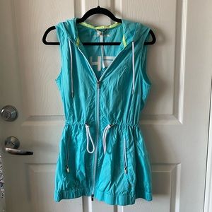 NWOT Tommy Hilfiger Sleeveless Windbreaker/Rain Jacket